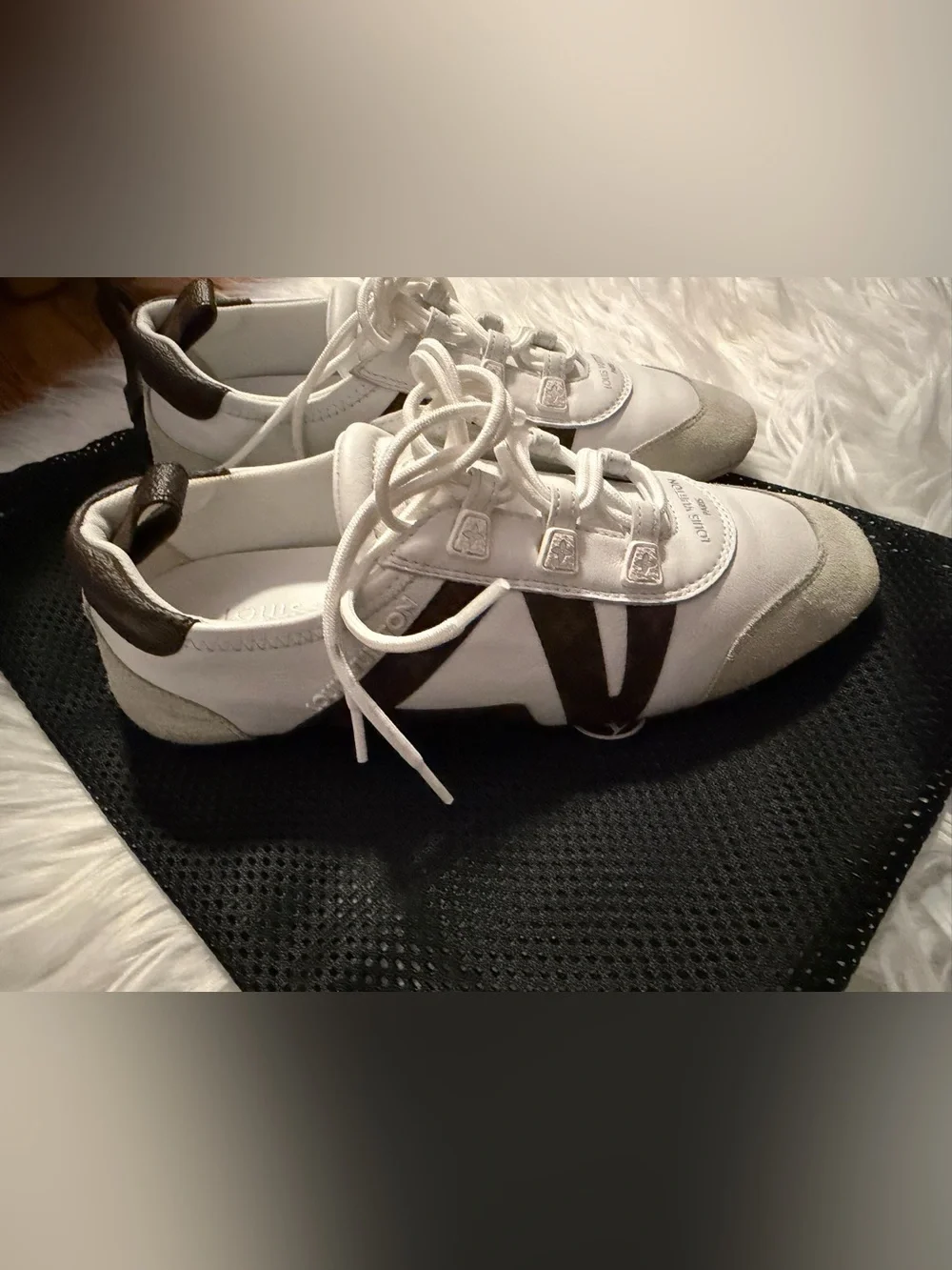 Monogram Calfskin Womens LV Sneakerina White size 37